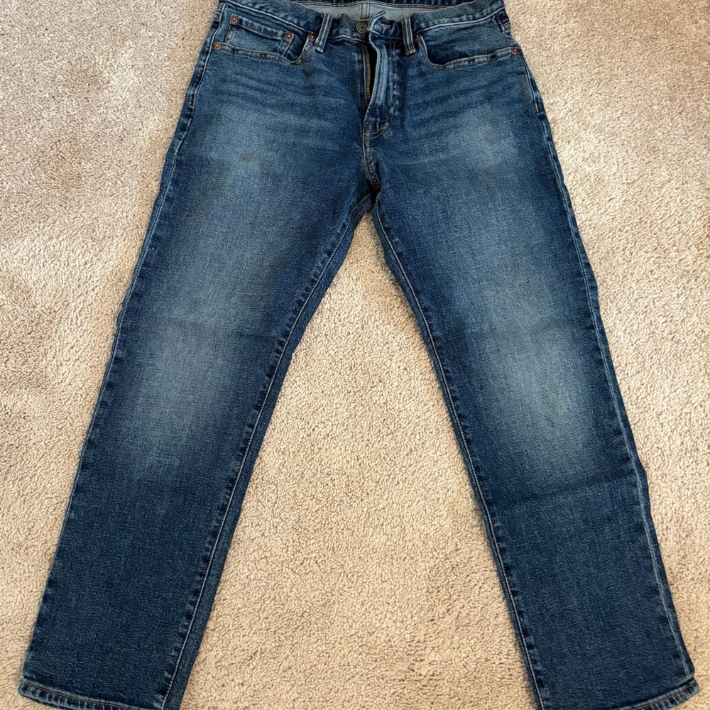 GAP Men's Straight Fit Blue Jeans